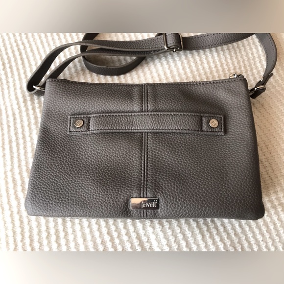 Thirty-one convertible crossbody purse - Picture 3 of 8